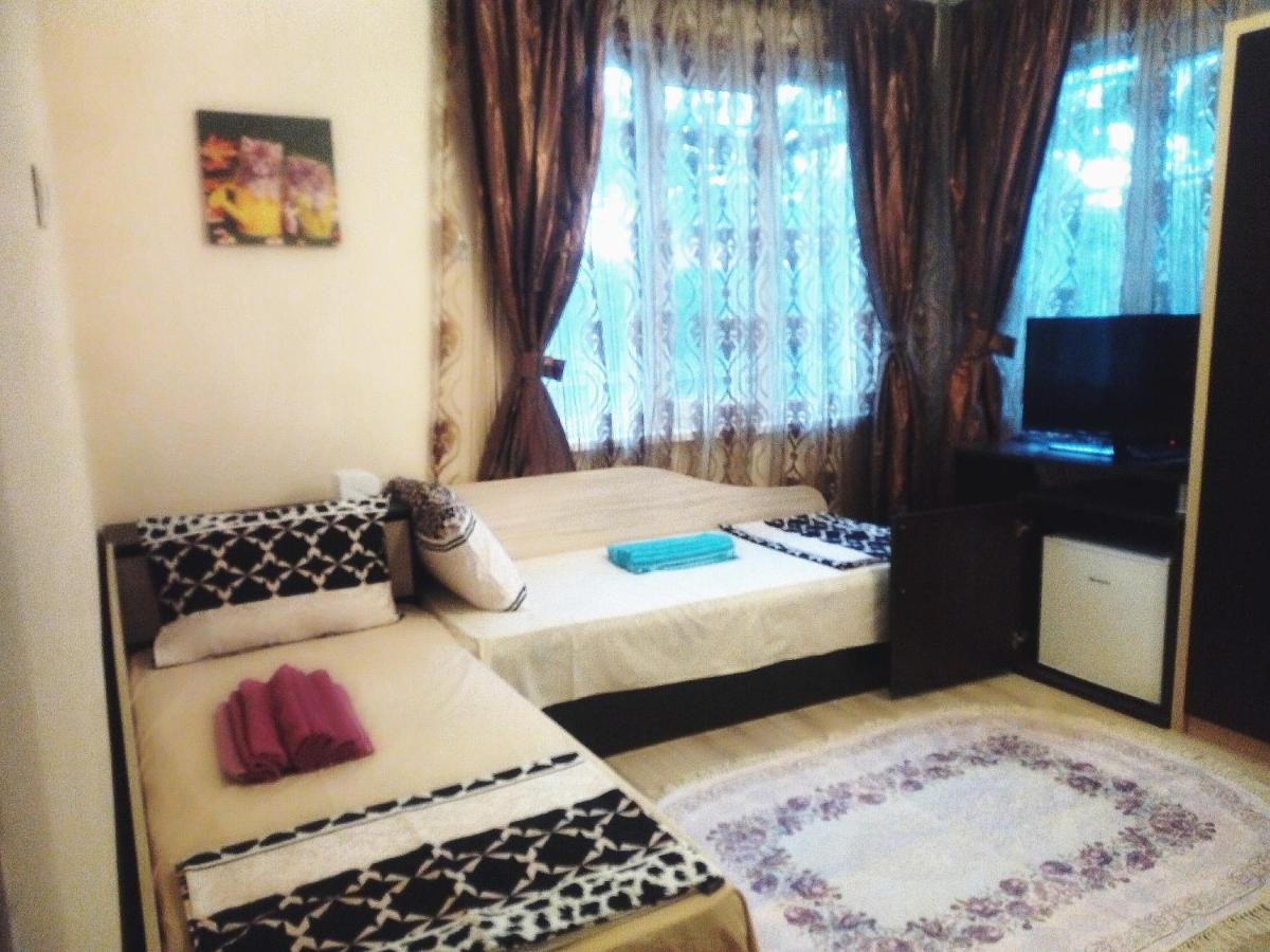 Rose & Water Guest House พาเวลบันยา ภายนอก รูปภาพ
