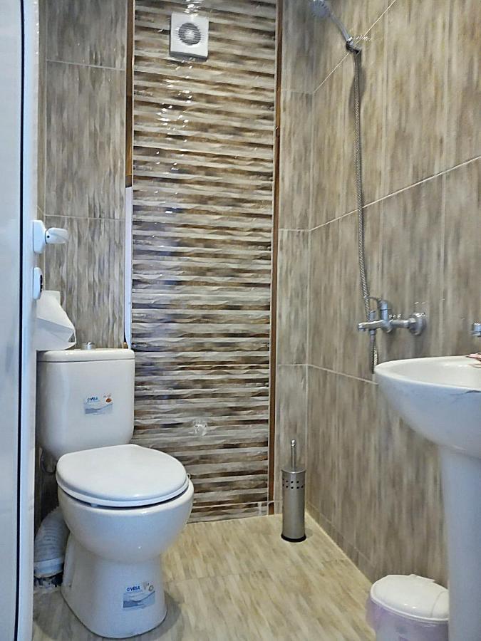 Rose & Water Guest House พาเวลบันยา ภายนอก รูปภาพ
